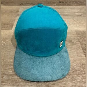 Melin “The Talent” 6 panel hat EUC